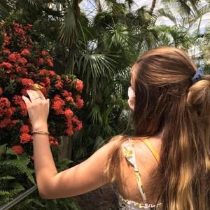 Meet your Posher, Charlotte